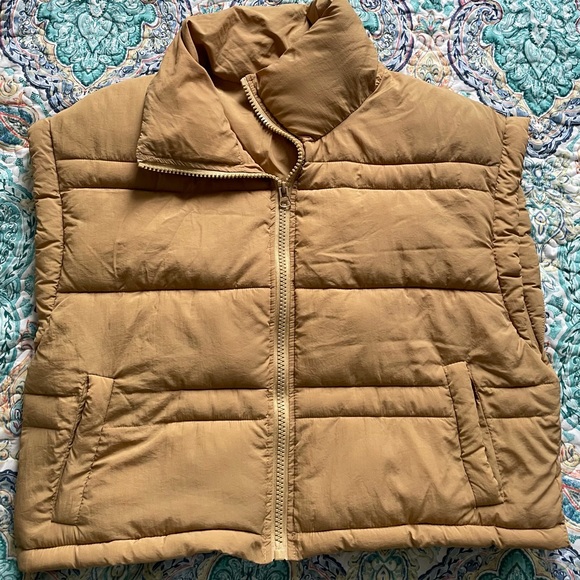 Women’s Fashion Brand Company Puffer Vest size XL - Picture 5 of 6